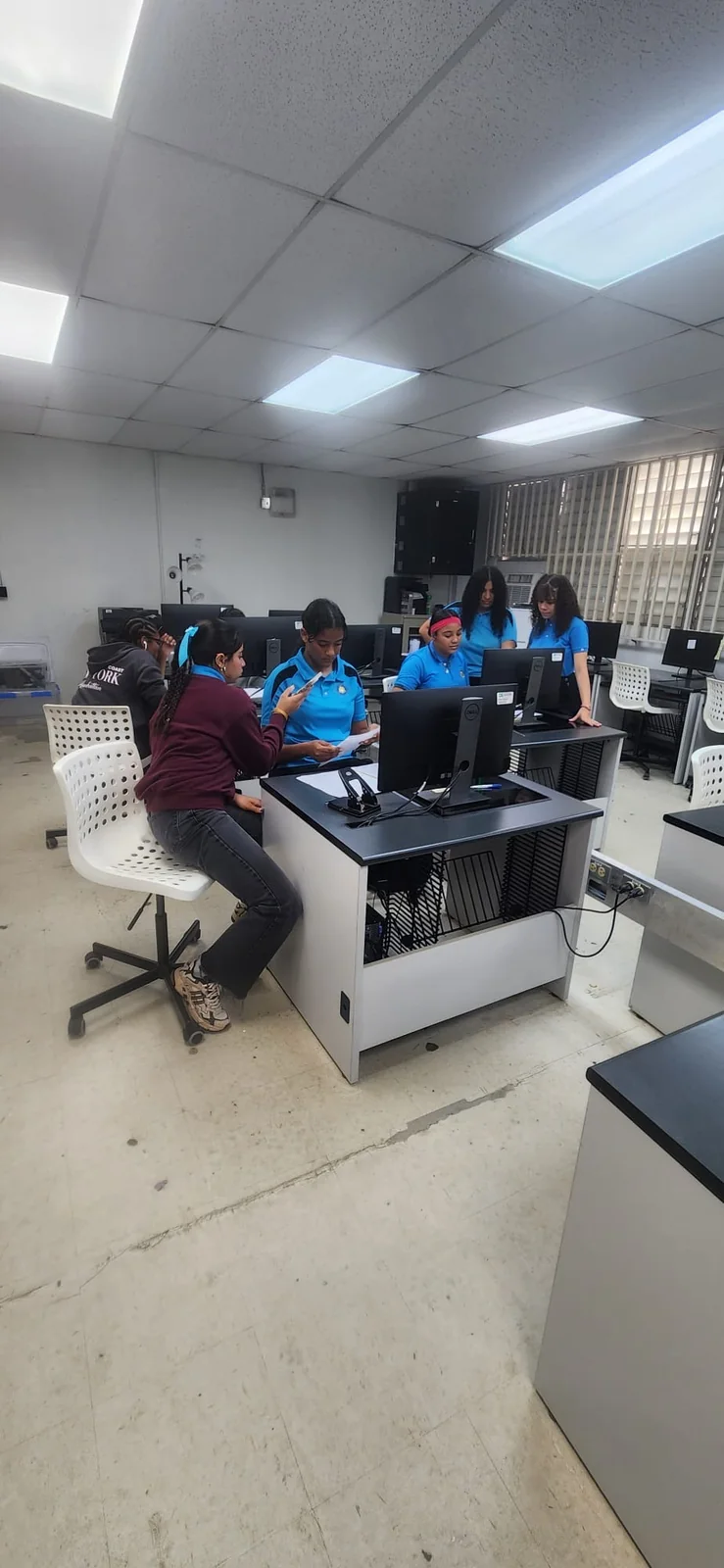 Students working in the Medical Billing lab