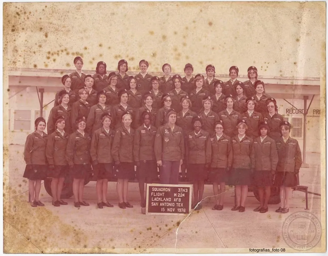 Student group during a 1976 educational activity